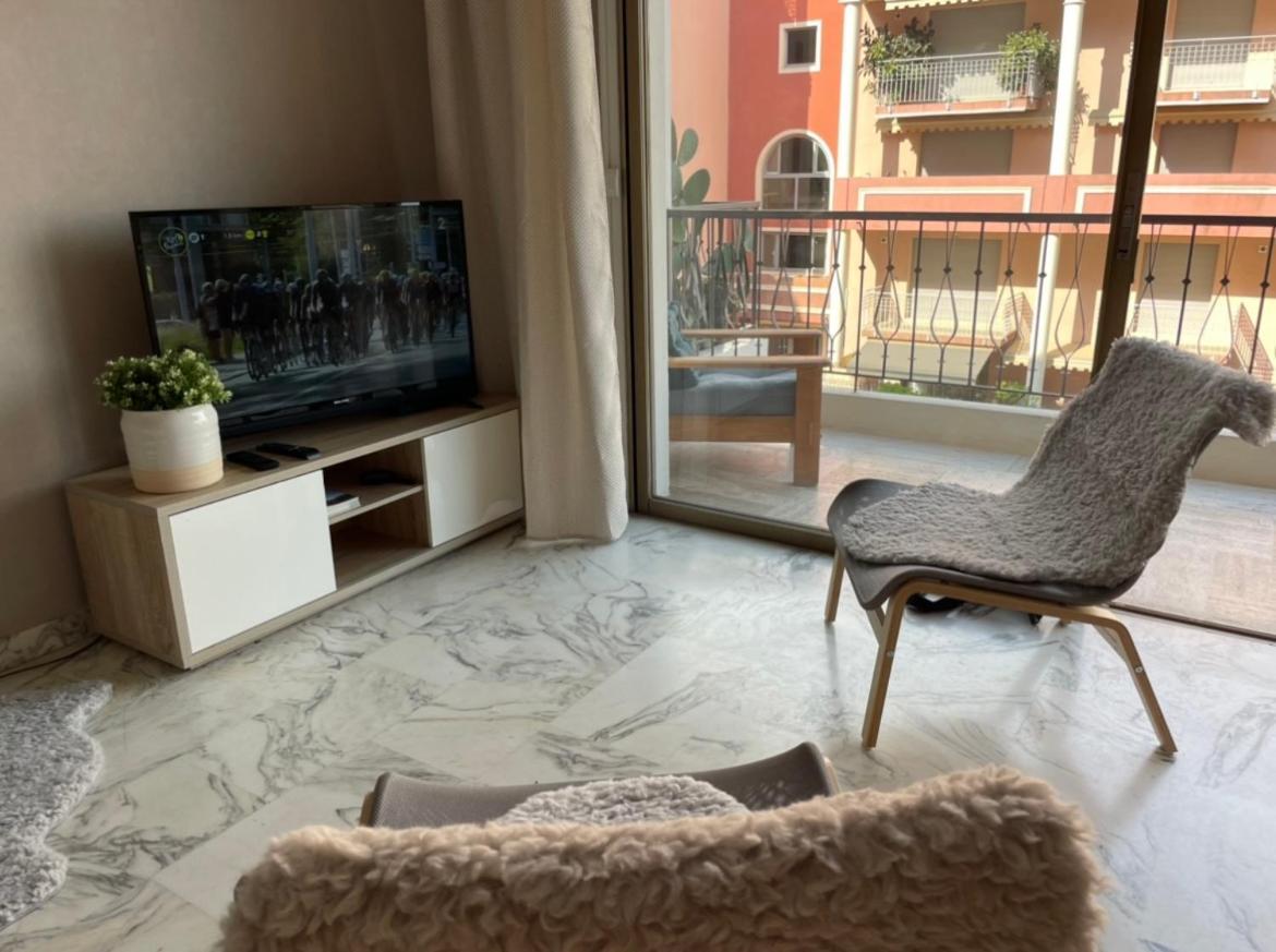 Studio 2 Pers , 40M2 En Bord De Mer Avec Vue Mer Menton Dış mekan fotoğraf